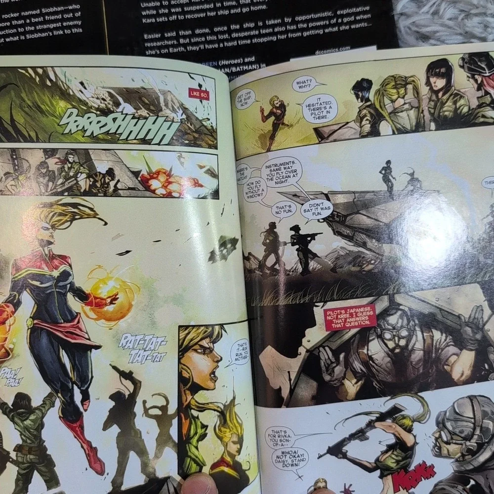 Lot‎ Of 4 Captain Marvel Supergirl Marvel Comics DC Comics Illustrated
